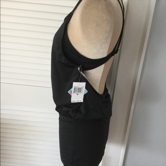 Pink Lotus One piece - Picture 6 of 6